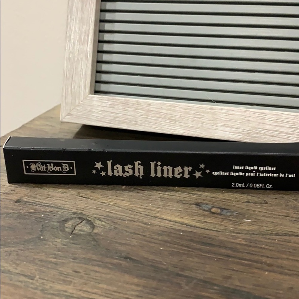 KVD Lash Liner